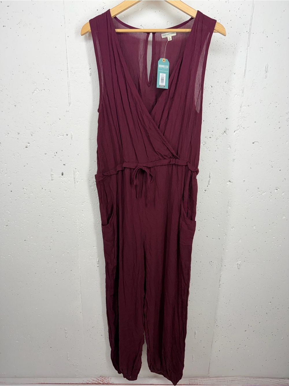 Earthbound size Large Maroon Lightweight Sleeveless Jumpsuit New